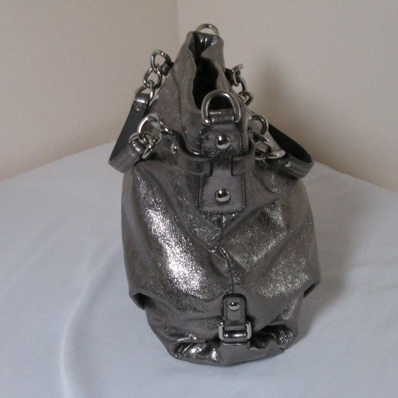 Coach Metallic Silver Hobo Purse No. L117B-F17166 Pre-owned Excellent Co… - Picture 7 of 16